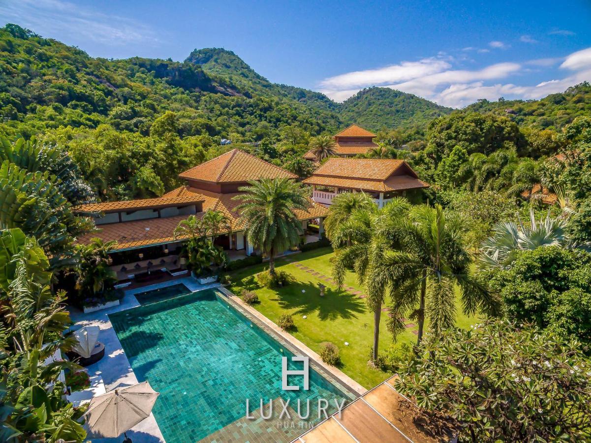 5 Bedroom Bali Style Mansion Wl2 HHQ Buitenkant foto