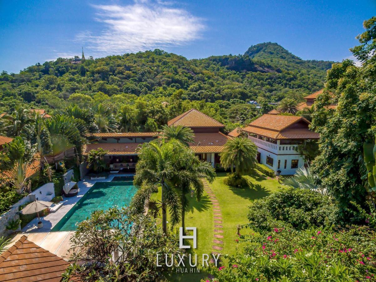 5 Bedroom Bali Style Mansion Wl2 HHQ Buitenkant foto