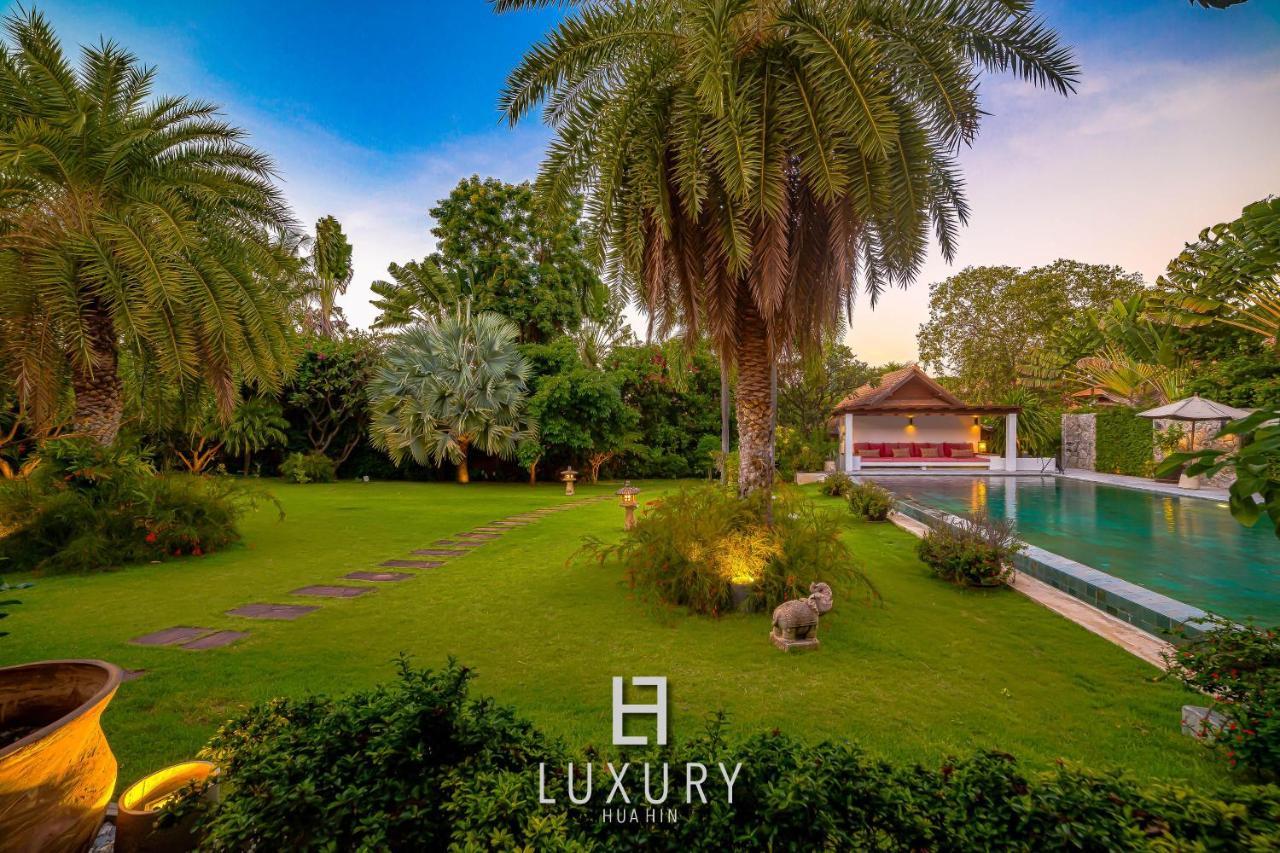 5 Bedroom Bali Style Mansion Wl2 HHQ Buitenkant foto
