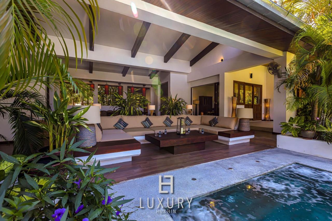 5 Bedroom Bali Style Mansion Wl2 HHQ Buitenkant foto