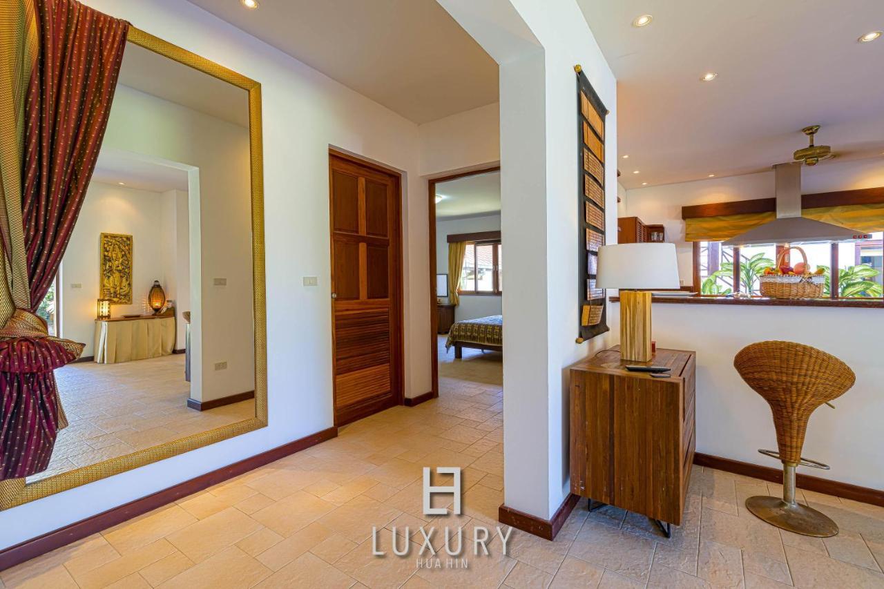 5 Bedroom Bali Style Mansion Wl2 HHQ Buitenkant foto