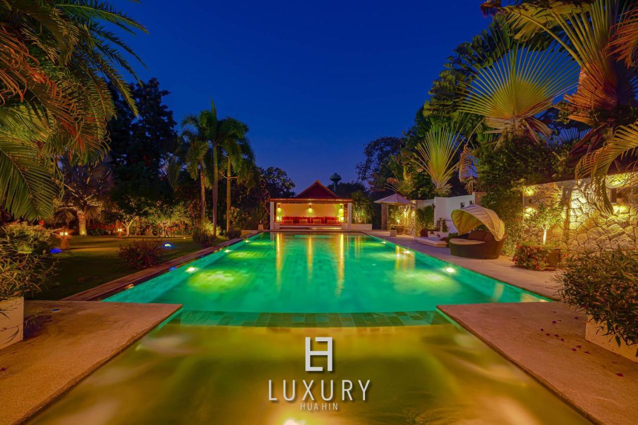 5 Bedroom Bali Style Mansion Wl2 HHQ Buitenkant foto