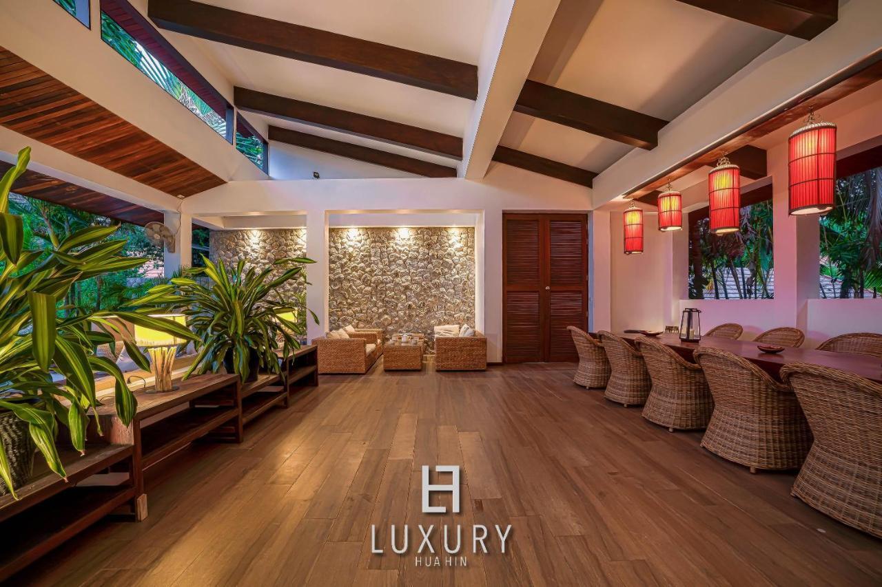 5 Bedroom Bali Style Mansion Wl2 HHQ Buitenkant foto