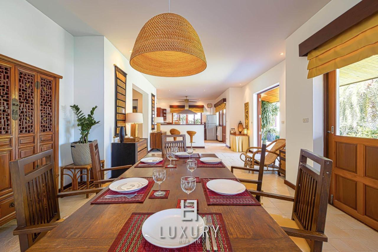 5 Bedroom Bali Style Mansion Wl2 HHQ Buitenkant foto