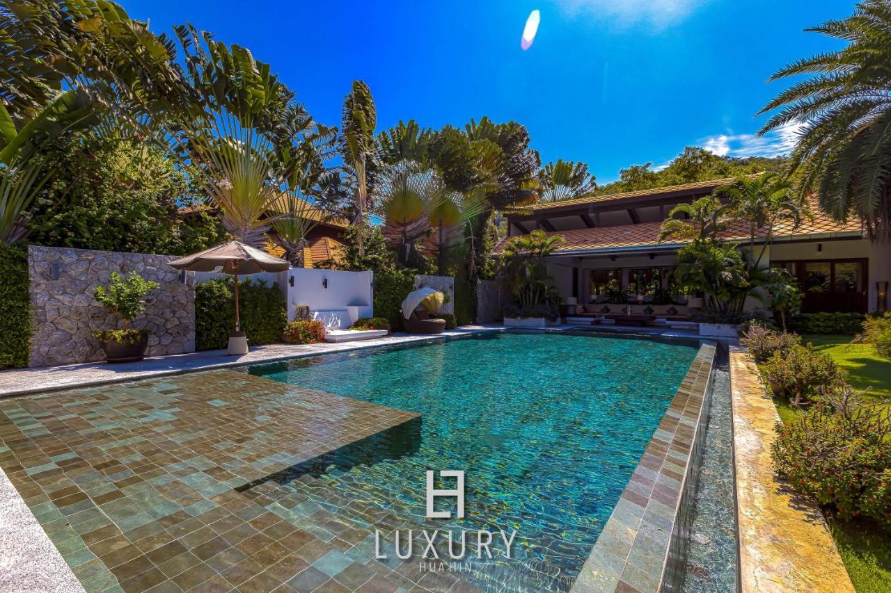 5 Bedroom Bali Style Mansion Wl2 HHQ Buitenkant foto