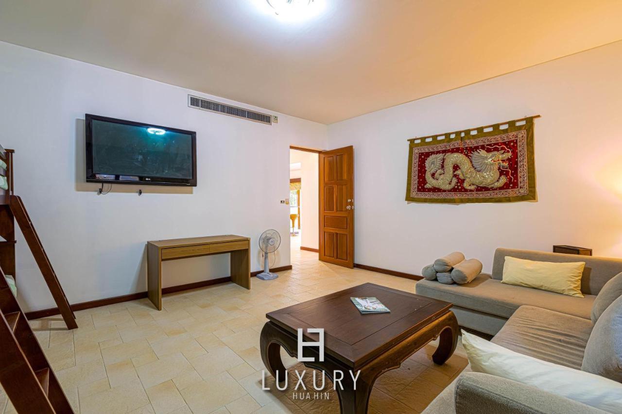 5 Bedroom Bali Style Mansion Wl2 HHQ Buitenkant foto